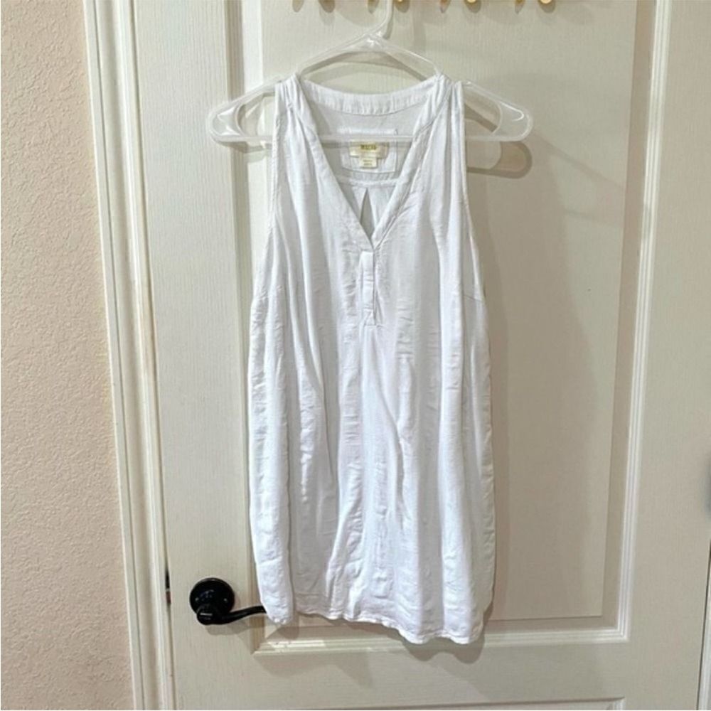 Anthropologie v neck tunic size small
